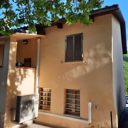 Ferienhaus In Frontone Exterior photo